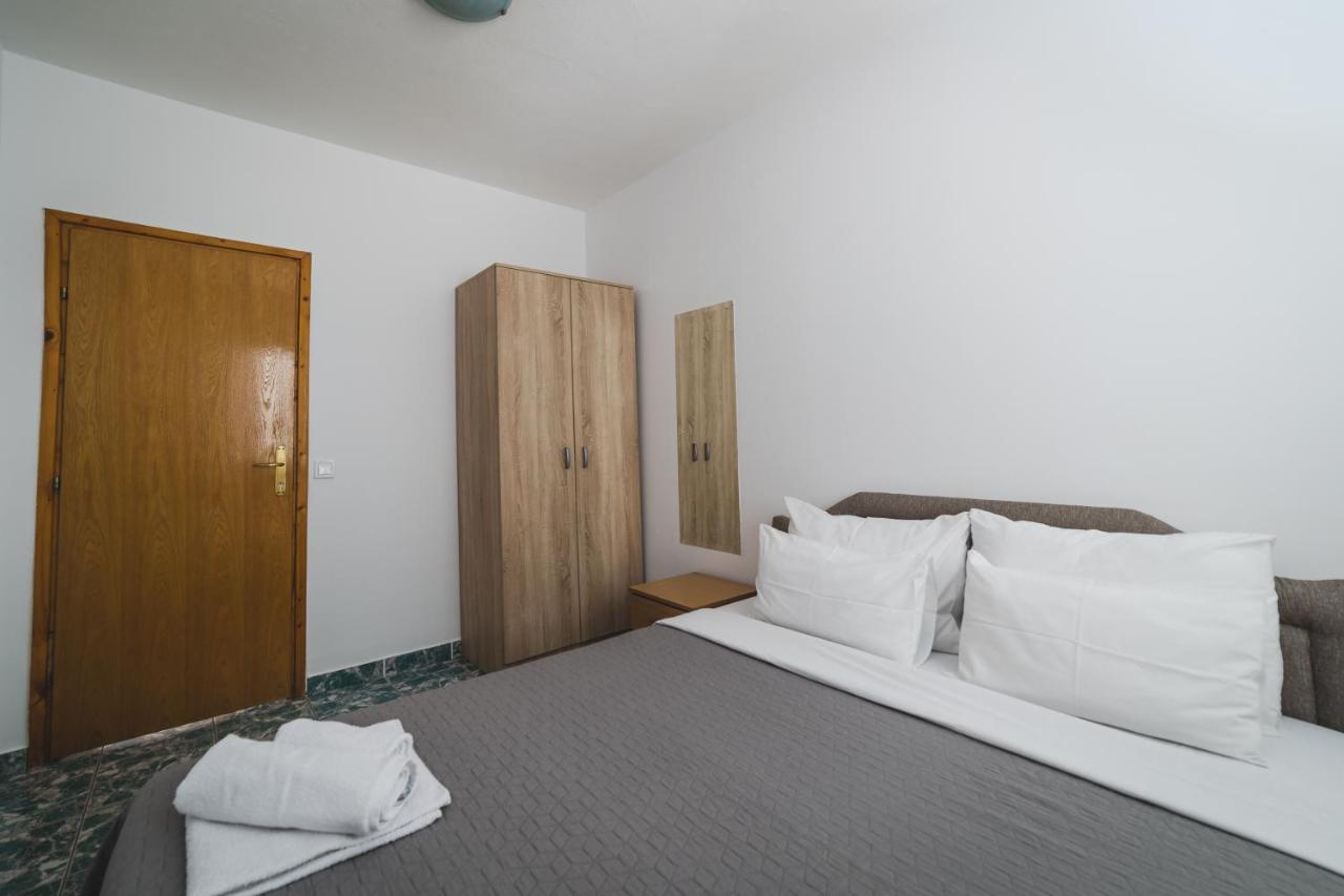 Apartments Memidz บุดวา ภายนอก รูปภาพ