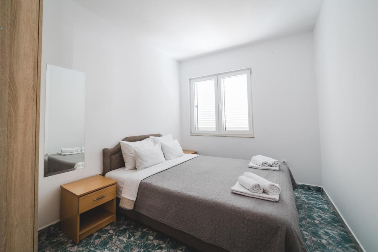 Apartments Memidz บุดวา ภายนอก รูปภาพ