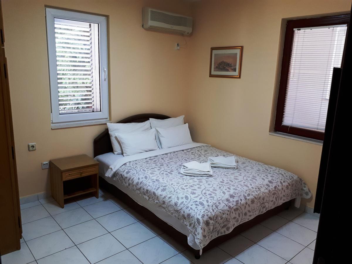 Apartments Memidz บุดวา ภายนอก รูปภาพ