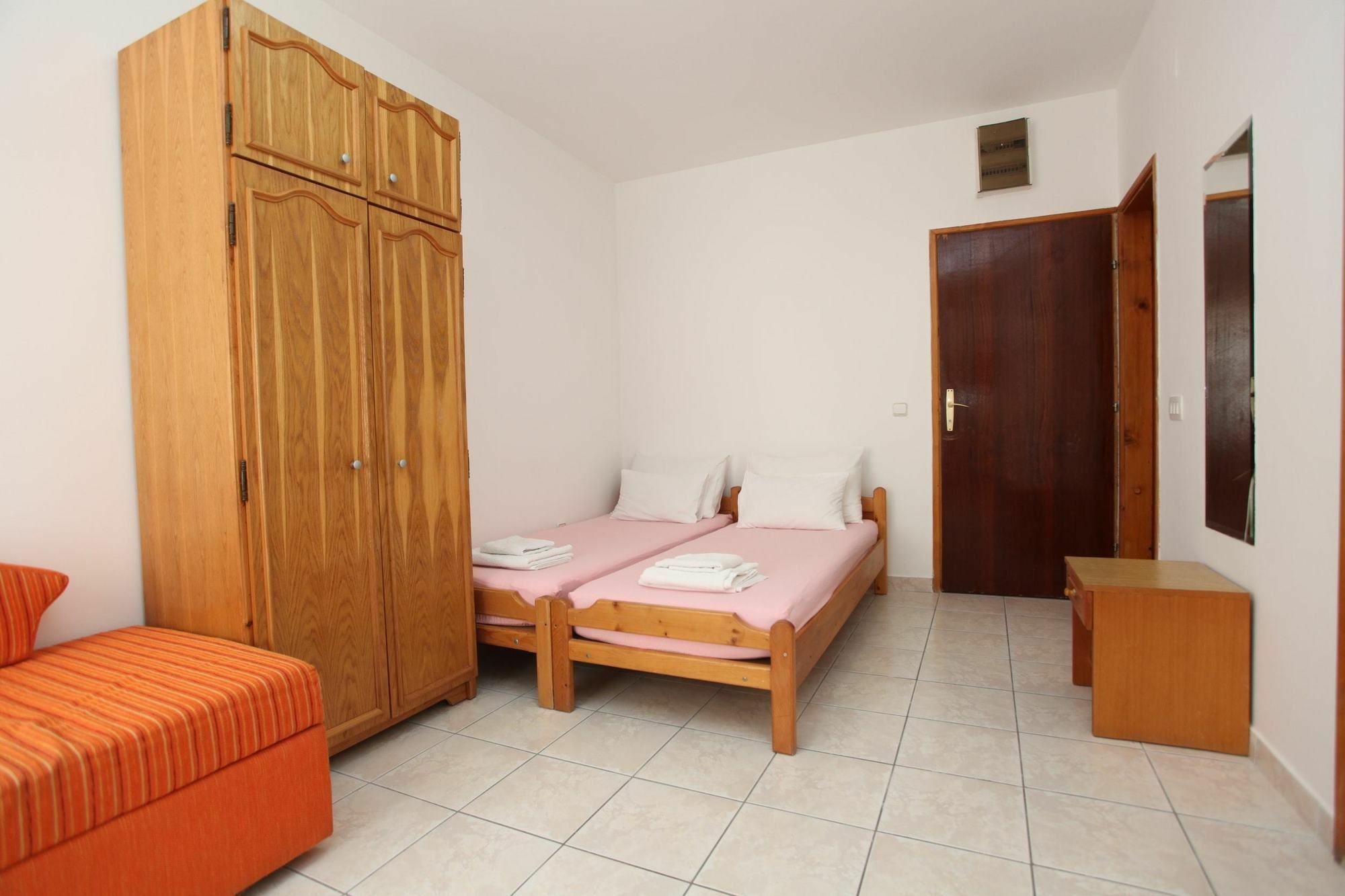Apartments Memidz บุดวา ภายนอก รูปภาพ