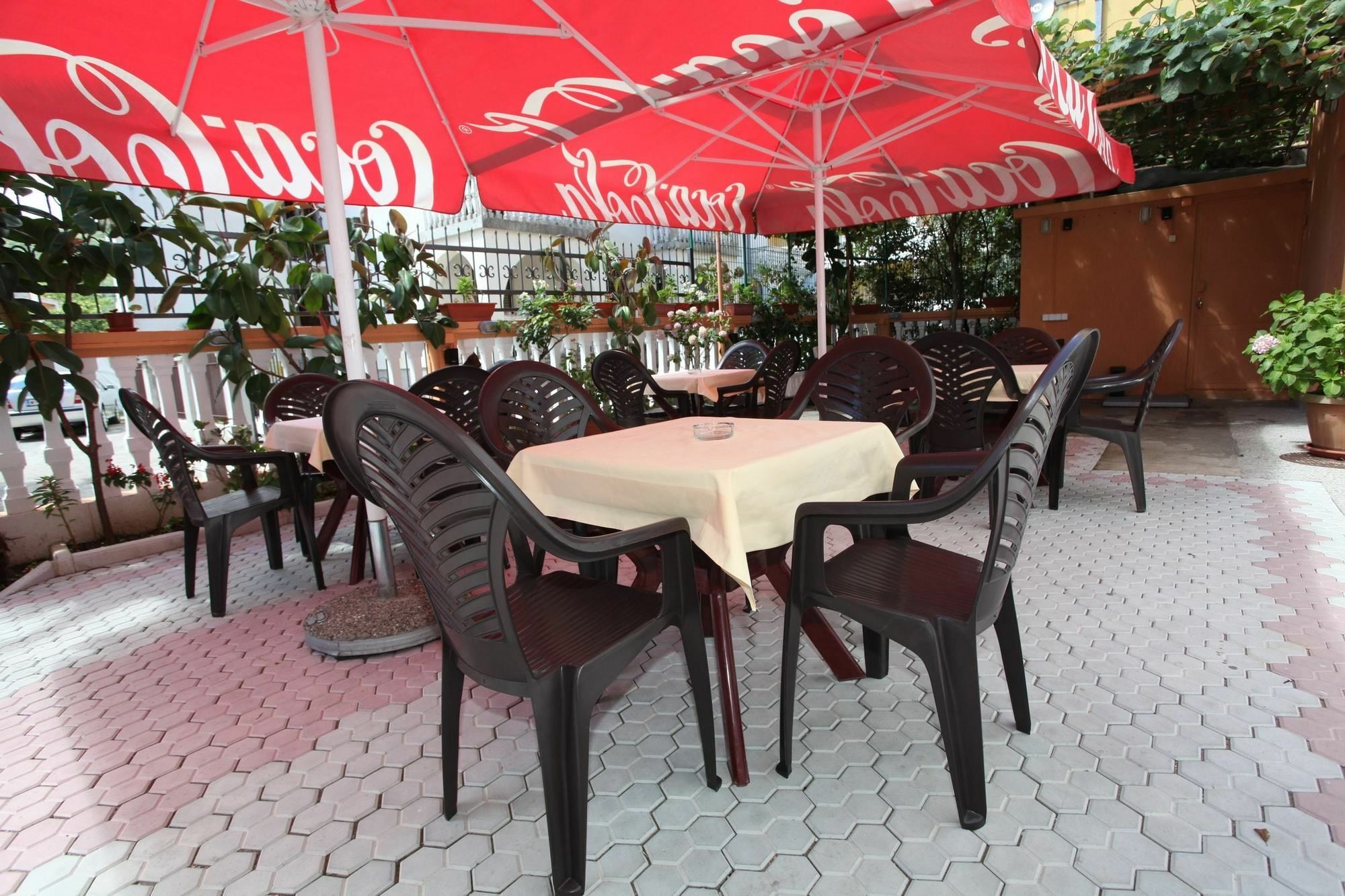 Apartments Memidz บุดวา ภายนอก รูปภาพ